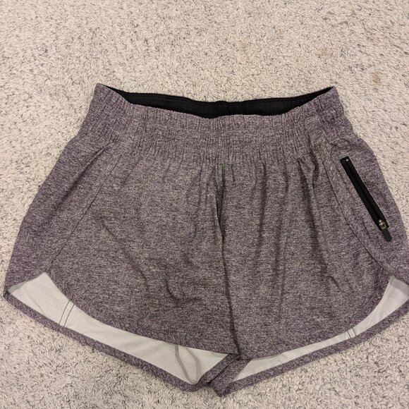 Lululemon Tracker Shorts V Women's Size 8 Black Heather Zip Pocket Running Gym - Picture 2 of 10